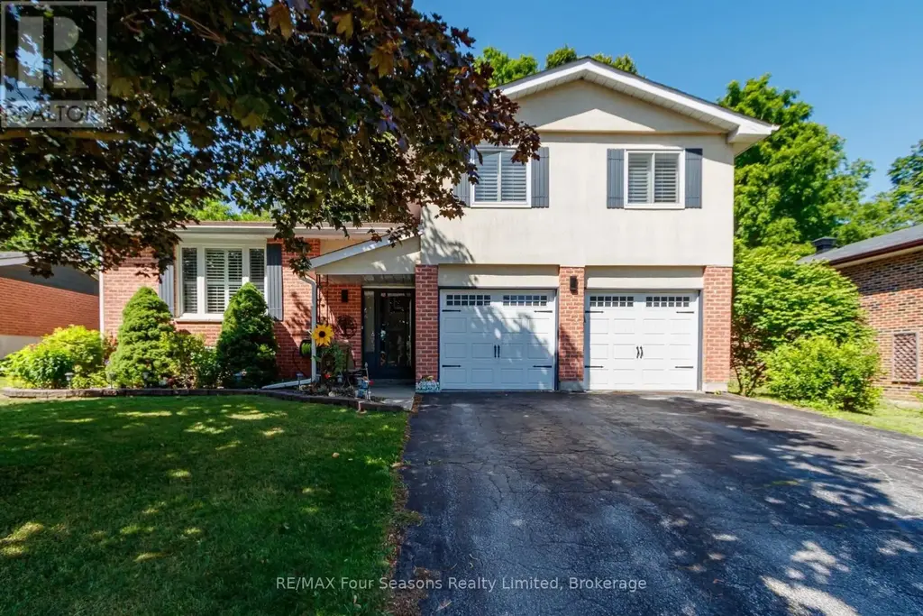 218 Datas Drive, Clearview (Stayner)